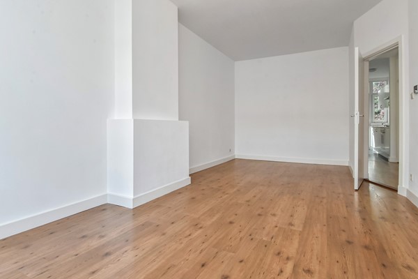 Medium property photo - Jan van Beersstraat 142, 2523 KA Den Haag